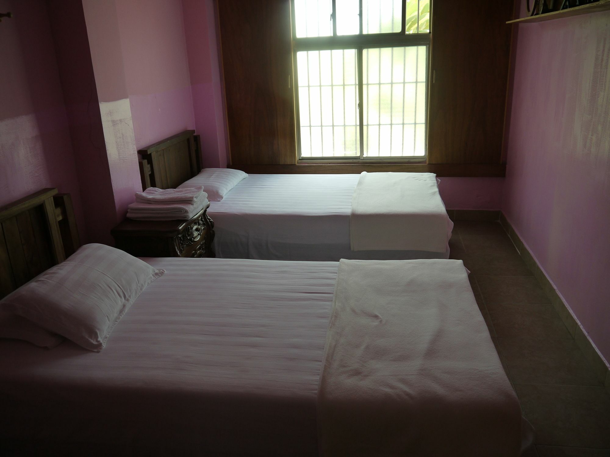 G.T. Guest House Garapan Exterior foto
